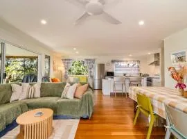 Driftwood Beach House - 2 mins to beach