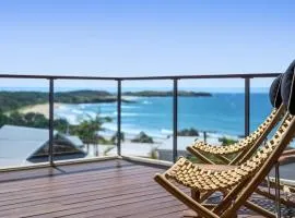 Sundecks Beachside Escape - Luxury at Emerald