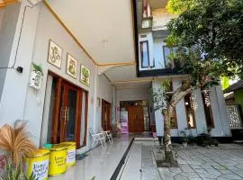 javalestari homestay & tour