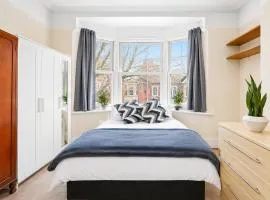 Ealing Shared Home by Hububb