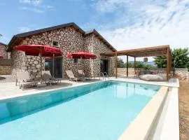 Τilevoides Nisi Villas