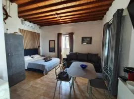Topwindmill Apartment