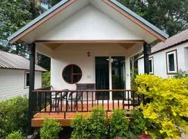 The white resort & restaurant koh yao yai