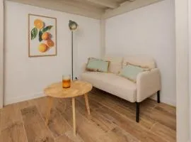 Studette cosy au Cannet