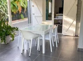 Charmante maison avec jacuzzi à Saint-François