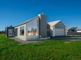 Geraldine Gem - New Executive Home