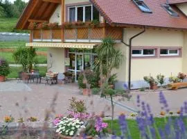 Brunnenhof Familie Hiss
