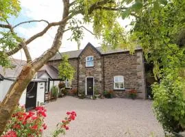 3 Bed in Llanfairtalhaiarn oc-p44877