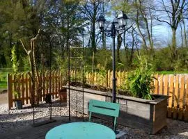 Caravane au jardin