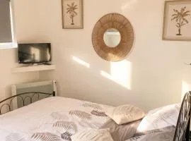 Studio cosy au cœur de Ploërmel - 20 m² avec terrasse