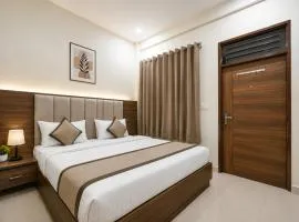 Hotel Galaxia Inn Near PEC College