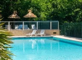 Bungalow charmant à Saint-Jean-du-Gard avec piscine partagée