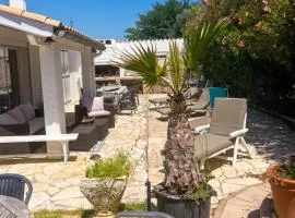 Maison charmante à Marseillan avec grand jardin et terrasse