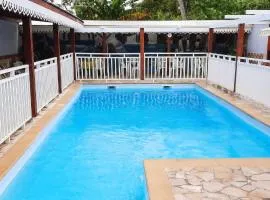 Appartement charmant à Sainte-Marie, 55 m², piscine