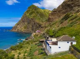 Maiata Beach House 3