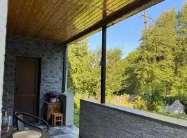 cottage in glola