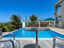 Appartement spacieux avec accès à la piscine, 80 m², hotel din Ducos