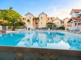 Appartement confortable à Sainte-Anne, piscine partagée
