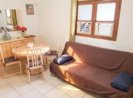 Appartement moderne à Le Lamentin avec jardin clos, 110 m²