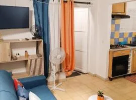 Bungalow accueillant à La Trinité, 47 m², véranda charmante