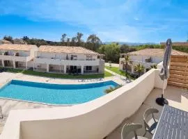 Appartement convivial à Linguizzetta avec piscine