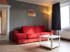 Spacious family house in Haut-Fays, 250 m² with garden