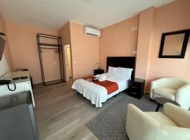 Suite Room with Pool & Gym