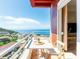 Dhermi's Icon Big 1BR Apt 11