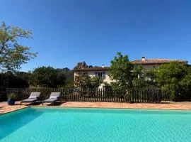 Joli studio chez l'apiculteur, piscine, parking