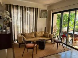Azuri Luxury Apt with Private Terrace and Beach and Golf