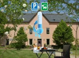 HÔTEL LA FERME DE BOURRAN - RODEZ - parking privé avec bornes pour voitures électriques