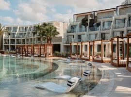 BLESS Ibiza The Site - New Opening 2026, hotel v mestu Playa d'en Bossa
