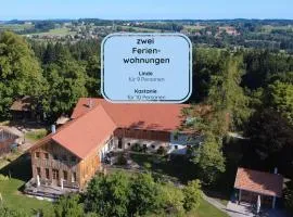 Altkreut Festenhof, Linde und Kastanie, 2 große FeWos für Gruppen bis 19 Personen ruhig und naturnah, 60 Min von München