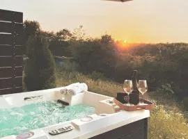 Tiny House mit Whirlpool und Sauna