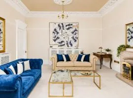 Tranquil Sneyd Park escape with garden views by MyCityHaven