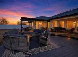 5BR Retreat Near Downtown Pets OK Sleeps 12