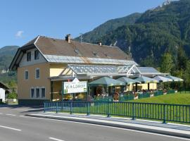 Gasthof Waldhof, khách sạn ở Dellach im Drautal