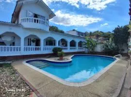 Casa Campestre Los Ángeles en Villeta, Comodidad y Privacidad