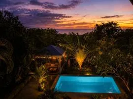 Bungalow La Tortue Bleue Piscine & Malendure