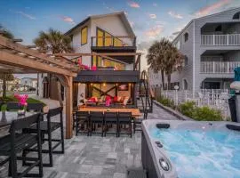 Seaside Rose Luxury Direct Ocean Front, Heated Pool, Hot Tub, Downtown, Game Room, Sleeps 28, Pets