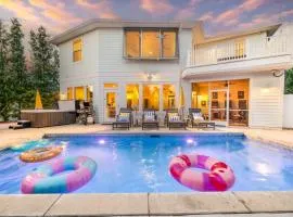 Luxury Resort, Near Beach, Heated Pool, Game Room, Hot Tub, Tiki Bar, Pets
