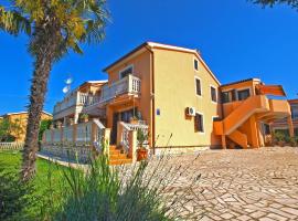 Apartments Orange 768