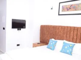 Brentwood Premium Apartments