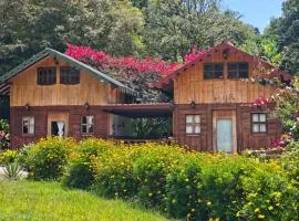 Finca Maracuba Cabañas Limón, Manzana y Níspero