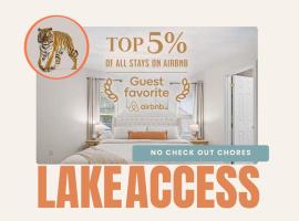 ClemsonILakesideIParkPassIPizzaOvenlYouTubeTVlFirePit, hotel u gradu 'Anderson'