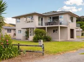 Waitangi Beach House