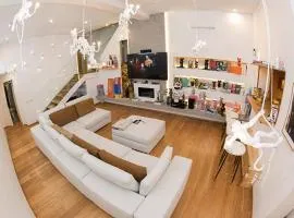 Milan Luxury Loft with Sauna & Jacuzzi
