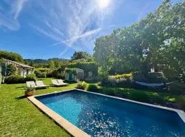 Charmante dépendance avec piscine en Provence