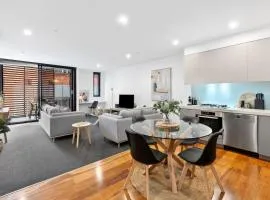Pier Point 404- Luxe on Geelong Waterfront, 2 BDRM