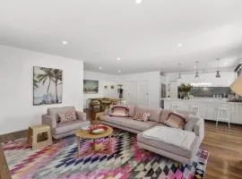 Bridge Beach House Central Barwon Heads Sleeps 12 Walk everywhere Modern beach house Disability Accessible